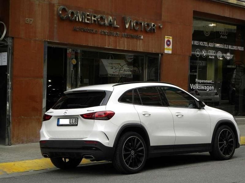 Usado Mercedes GLA220 190 CV (139 kW) 2020 Blanco SUV