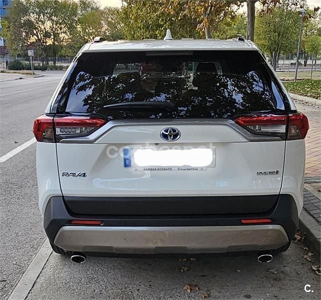 Usado Toyota RAV4 Hybrid Advance 218 CV (160 kW) 2023 Blanco SUV