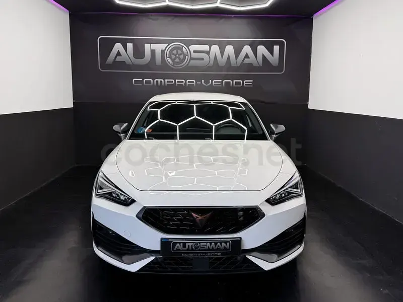 Usado Cupra Leon 245 CV (180 kW) 2021 Blanco Berlina