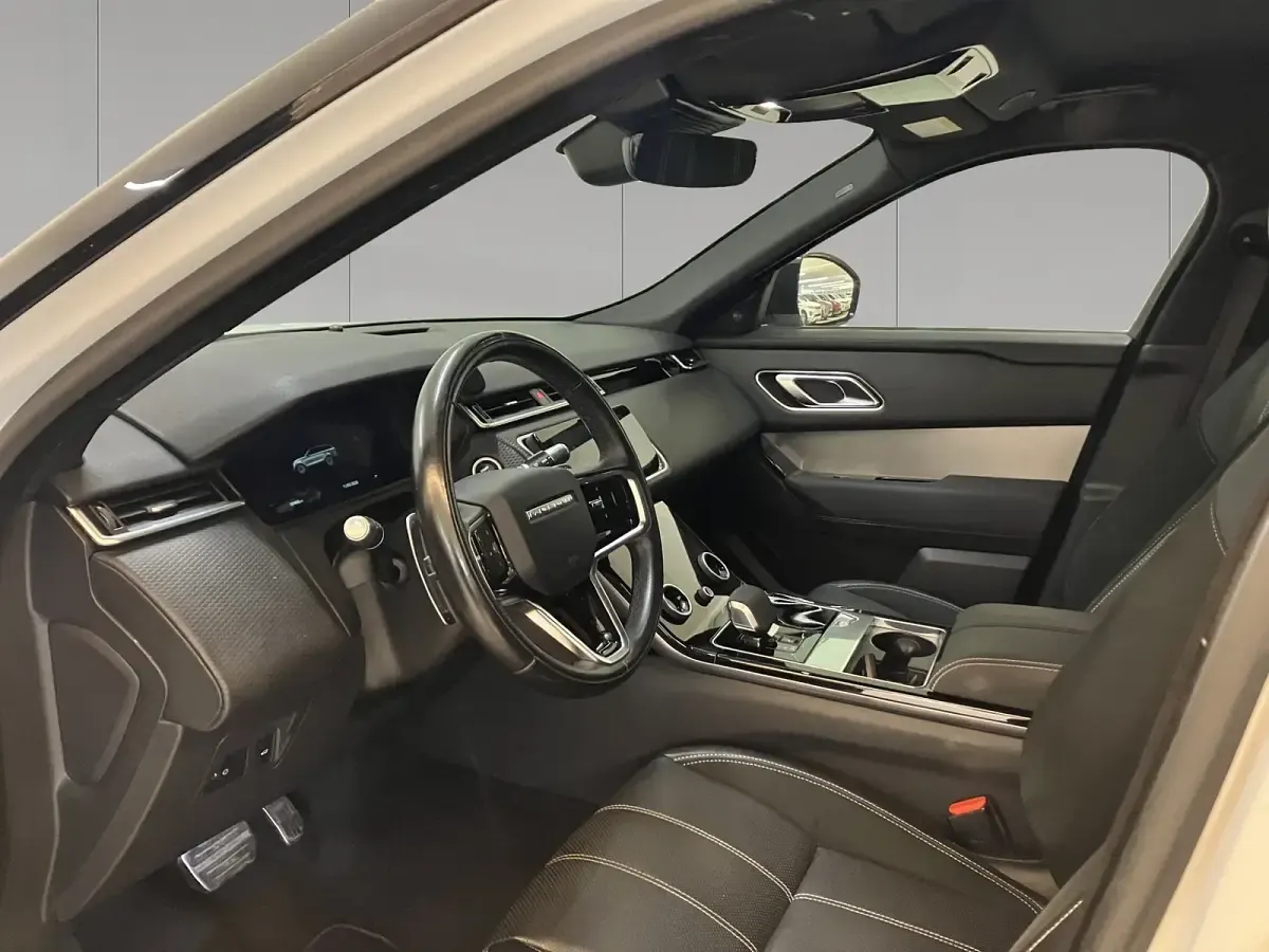 Usado Land Rover Range Rover Velar SE Dynamic 204 CV (150 kW) 2022 Fuji white SUV