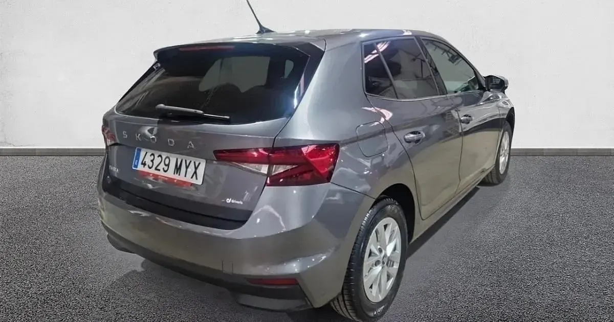 Usado Skoda Fabia Selection 95 CV (69 kW) 2025 Utilitario