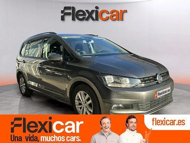 Gris / plata Usado 2018 VW Touran Edition Monovolumen | 24.990 € (Caro) - Imagen 1/4