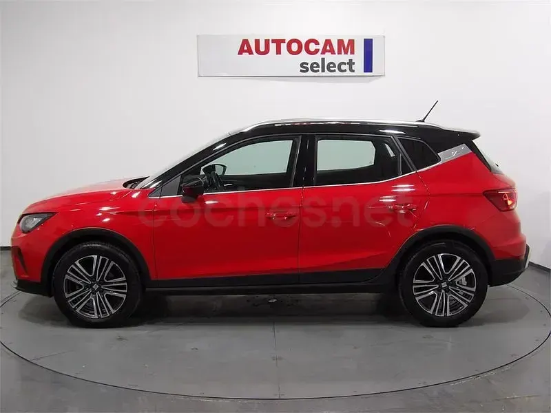 Usado Seat Arona Xperience 110 CV (80 kW) 2023 Rojo SUV