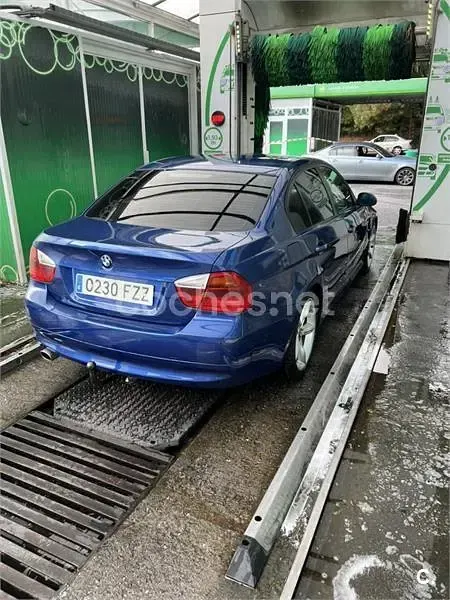 Usado BMW 318 122 CV (89 kW) 2008 Azul Berlina