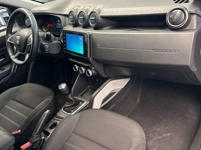 Usado Dacia Duster Prestige 131 CV (96 kW) 2022 Gris SUV