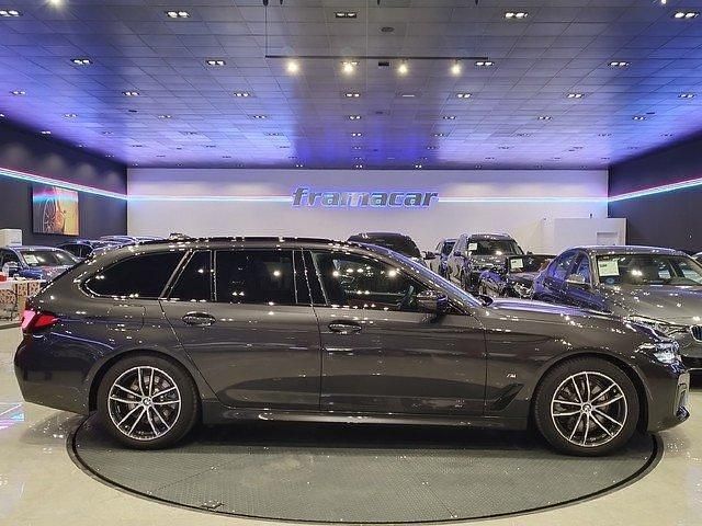 Usado BMW 520 190 CV (139 kW) 2023 Gris Familiar