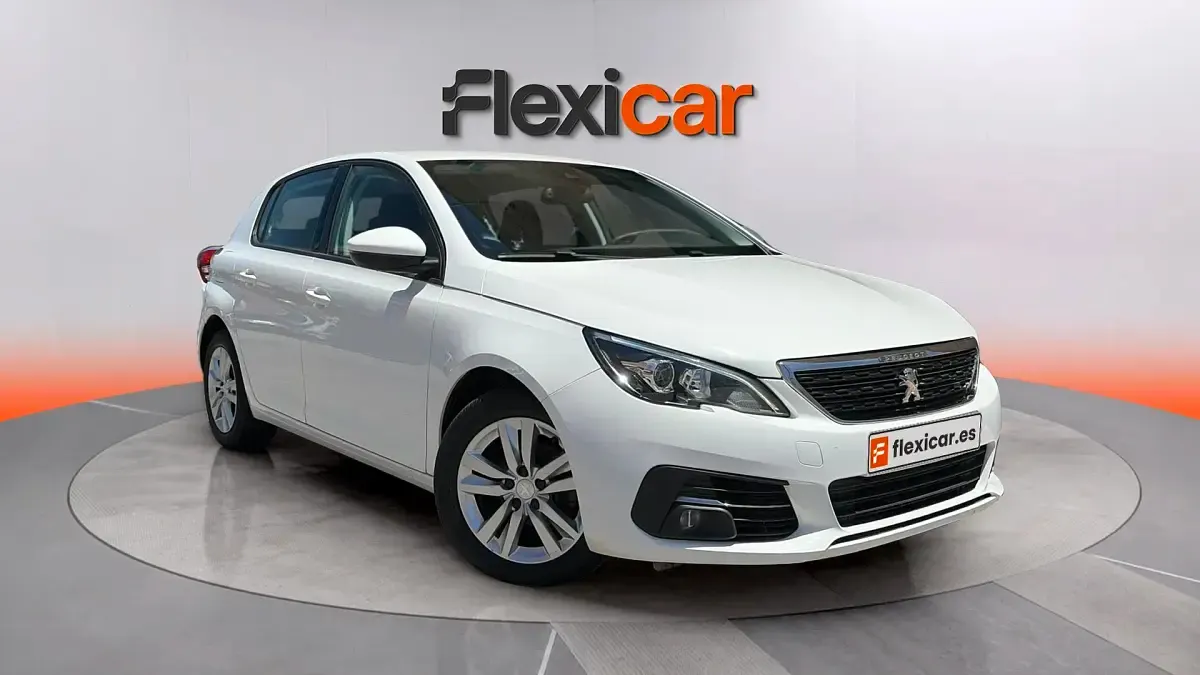 Usado Peugeot 308 Active 100 CV (73 kW) 2020 Berlina