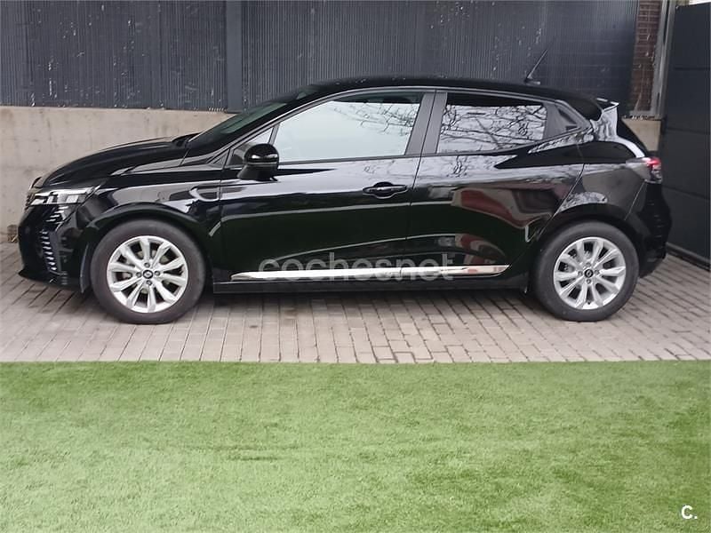 Usado Renault Clio V Techno 90 CV (66 kW) 2024 Negro Berlina