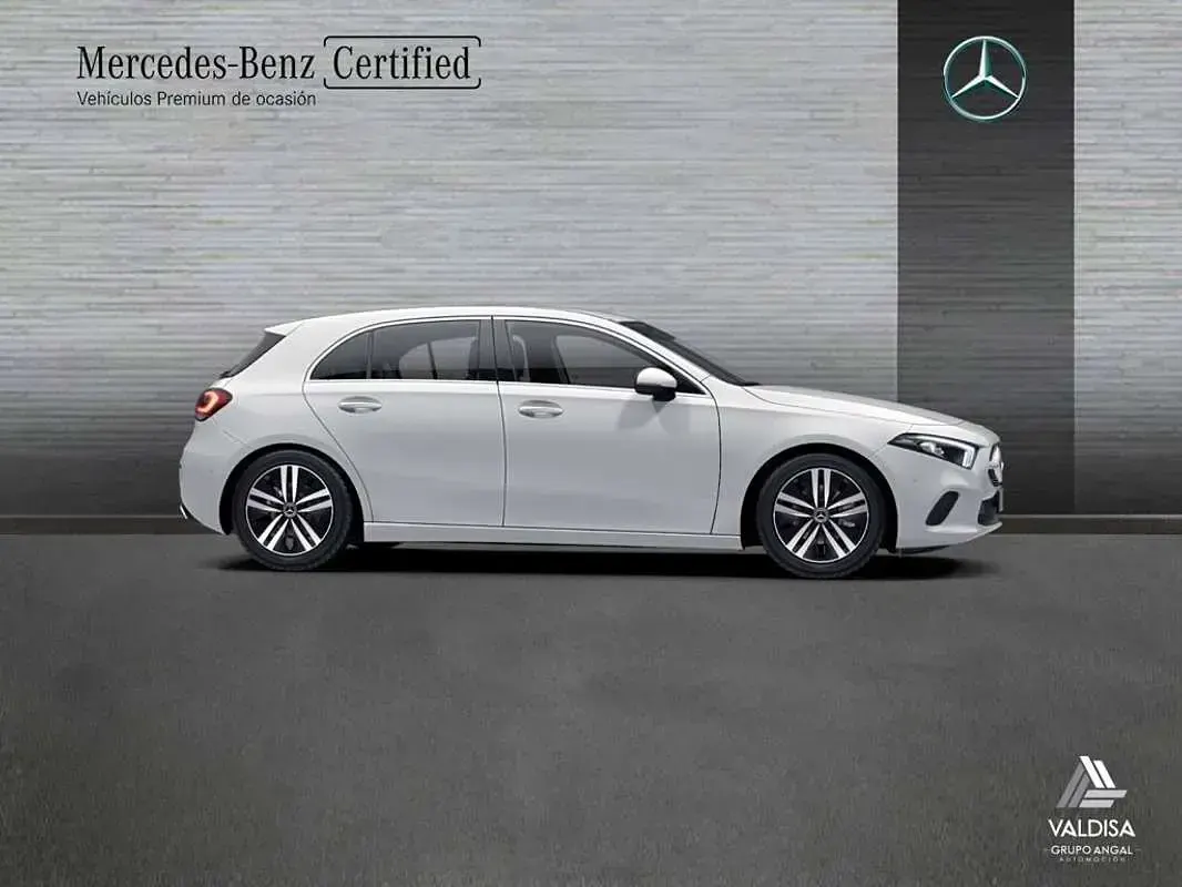 Usado Mercedes A180 136 CV (100 kW) 2022 Berlina