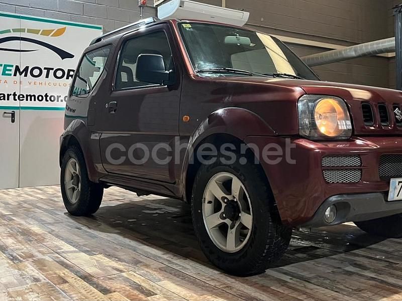 Granate Usado 2006 Suzuki Jimny SUV | 7999 € (Buen precio) - Imagen 1/4