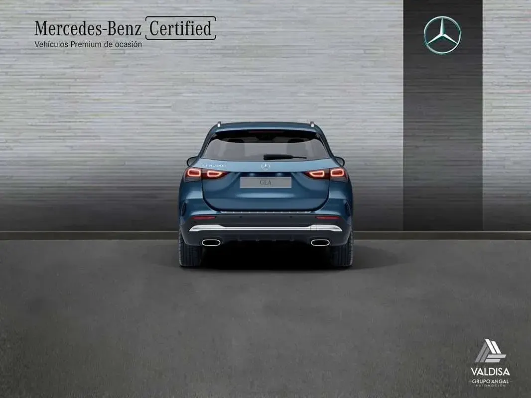 Usado Mercedes GLA200 150 CV (110 kW) 2023 SUV