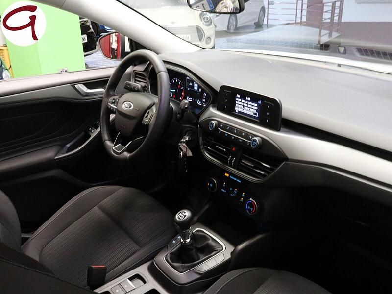 Usado Ford Focus Trend 101 CV (74 kW) 2020 Blanco Berlina