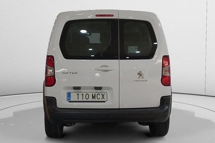Używany Peugeot Rifter Active 102 KM (75 kW) 2022 Minivan