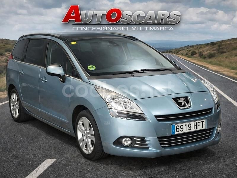 Azul Usado 2011 Peugeot 5008 Active Monovolumen | 8990 € (Precio justo) - Imagen 1/4