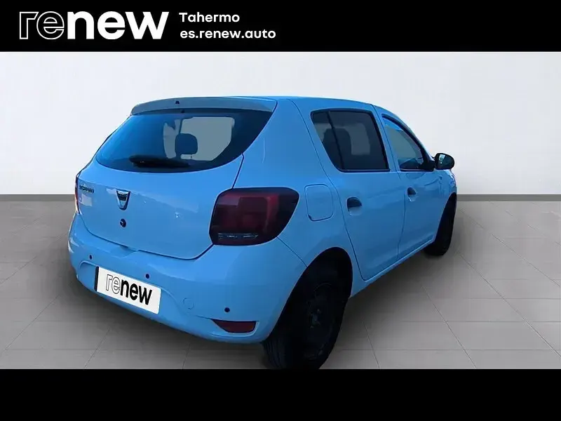 Usado Dacia Sandero Ambiance 75 CV (55 kW) 2017 Blanco Berlina