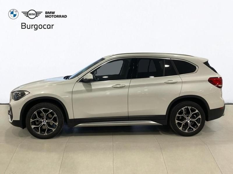 Käytetty BMW X1 Comfort Edition 150 HP (110 kW) 2022 Valkoinen Katumaasturi