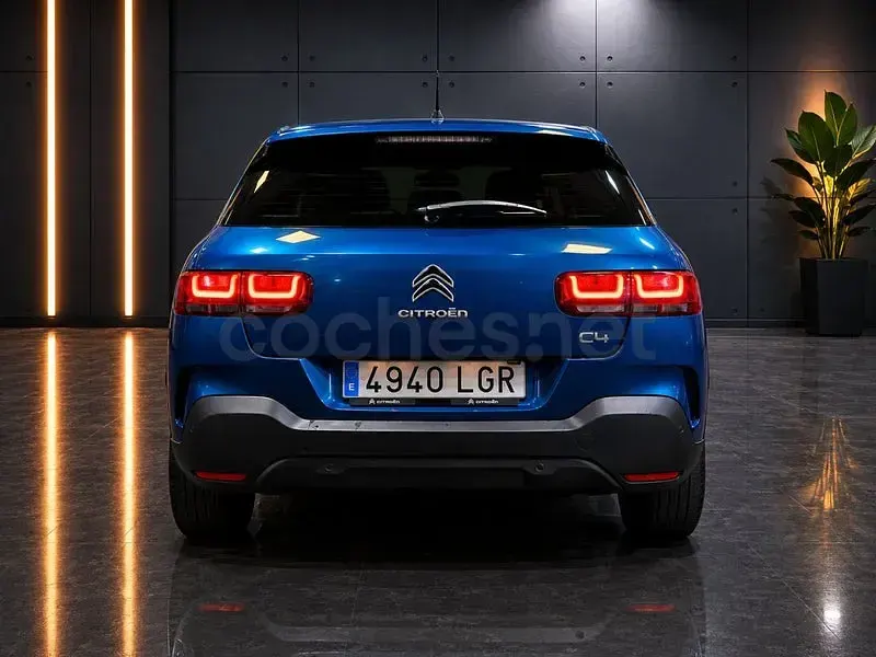 Usado Citroën C4 PureTech 110 CV (80 kW) 2020 Azul Berlina