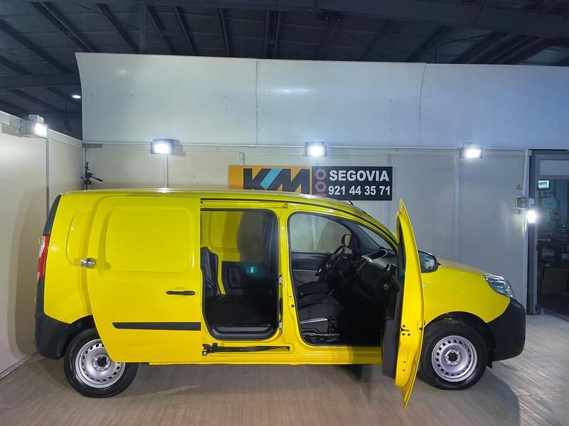 Usado Renault Kangoo 95 CV (69 kW) 2020 Amarillo Utilitario