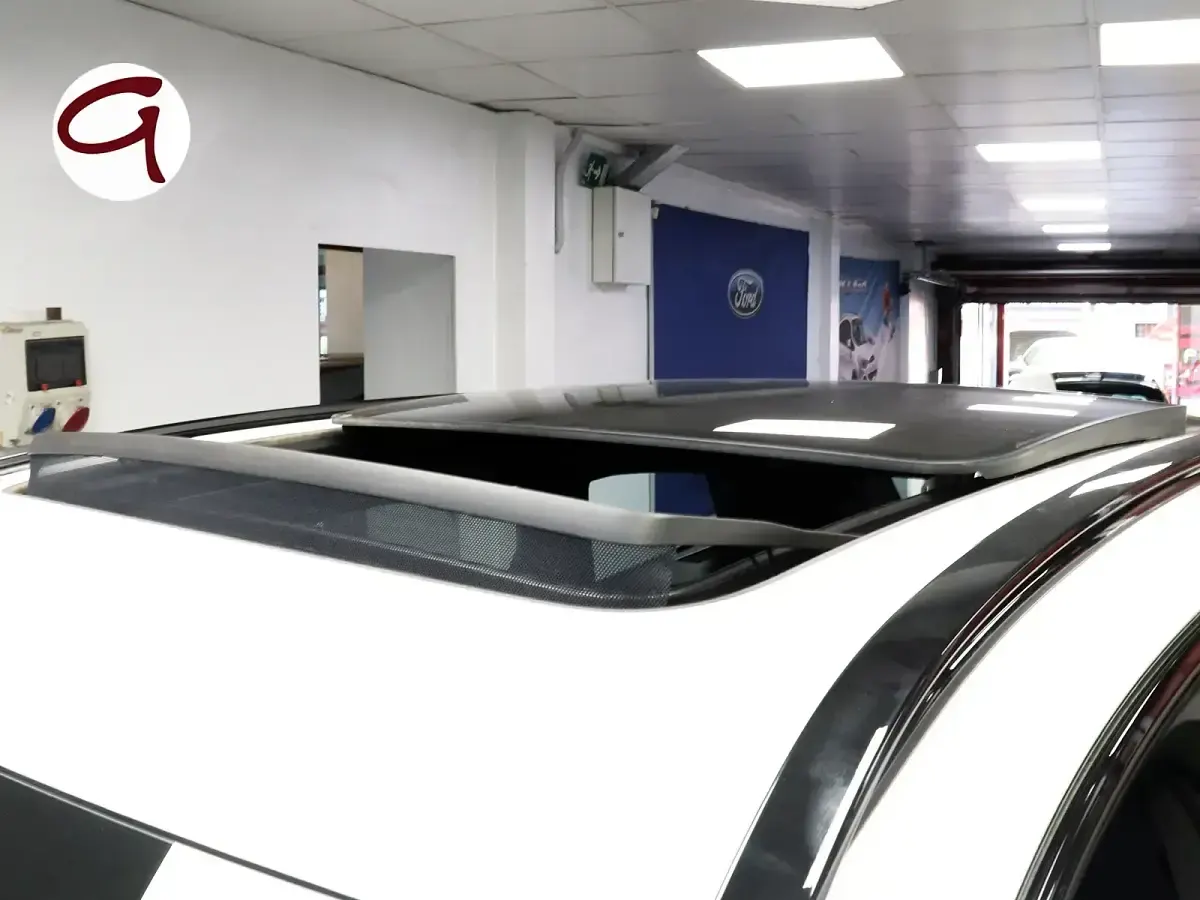 Usado Volvo XC60 R-Design 340 CV (250 kW) 2021 Blanco SUV