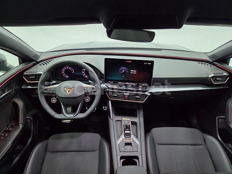 Nuevo Cupra Leon 150 CV (110 kW) 2025 Gris / plata Familiar