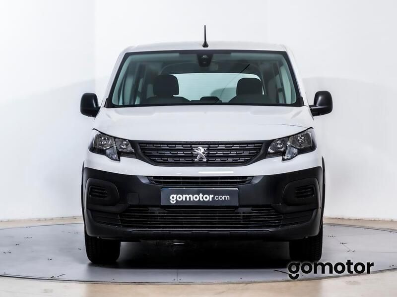 Usado Peugeot e-Rifter Active 100 kW (136 CV) 2023 Blanco Monovolumen