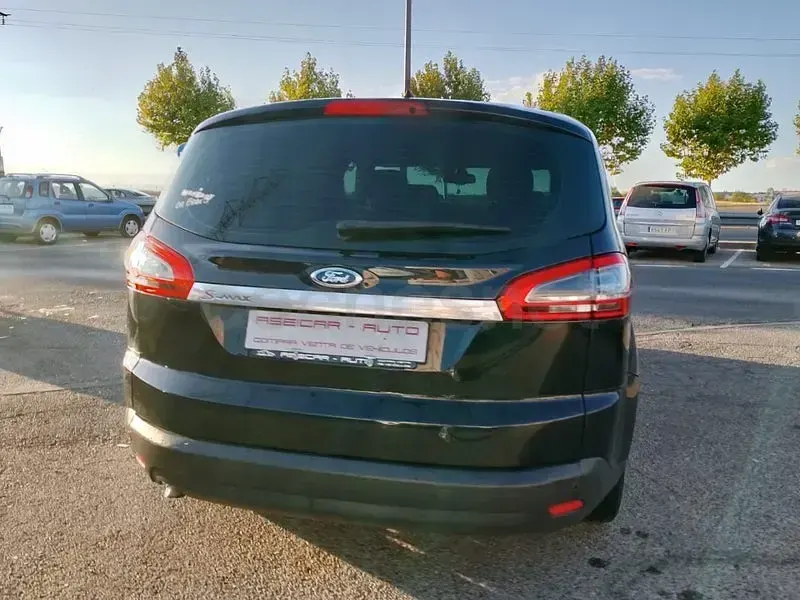 Usado Ford S-MAX Trend 115 CV (84 kW) 2014 Azul Monovolumen