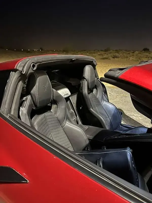 Usado Chevrolet Corvette 496 CV (364 kW) 2023 Rojo Descapotable