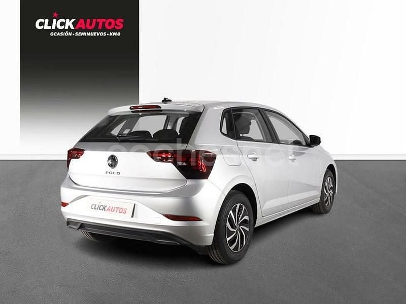 Usado VW Polo Life 95 CV (69 kW) 2023 Negro Berlina