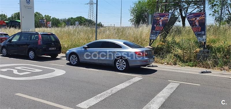 Gris / plata Usado 2011 VW CC R-line BlueMotion Berlina | 8500 € (Precio justo) - Imagen 1/4