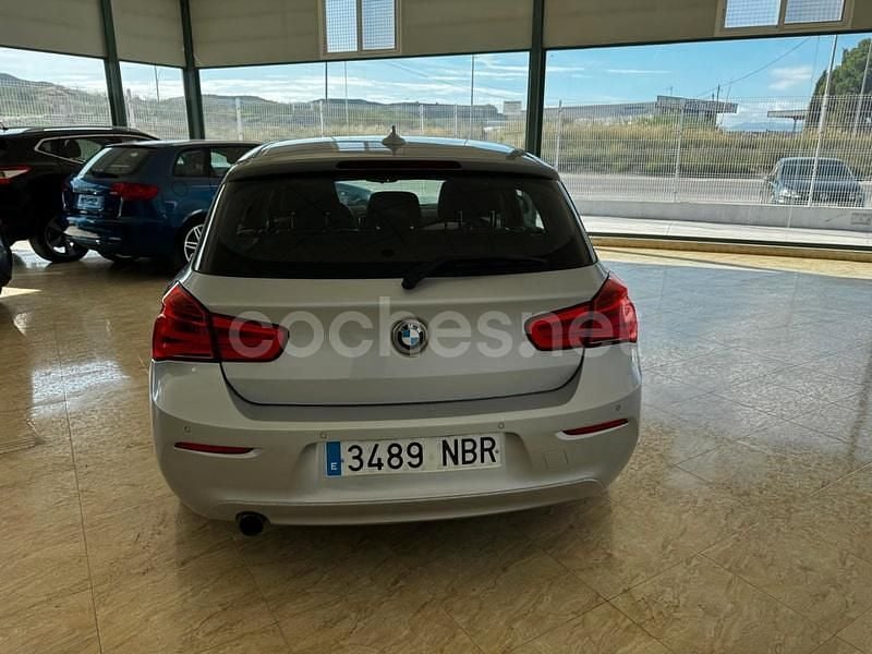 Usado BMW 116 Efficient Dynamics 116 CV (85 kW) 2015 Gris / plata Utilitario