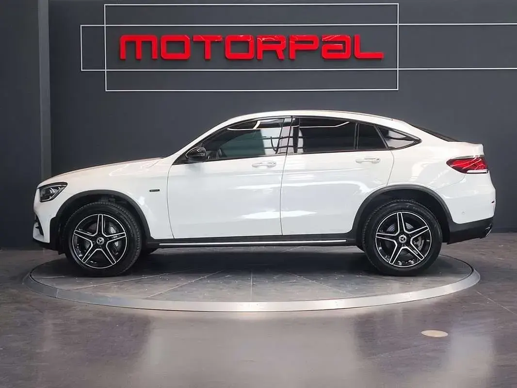 Usado Mercedes GLC300 245 CV (180 kW) 2020 Blanco SUV