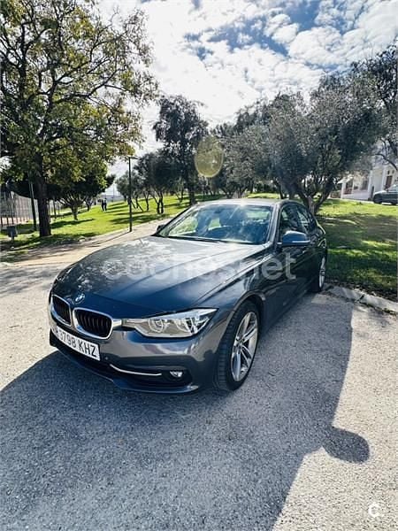 Usado BMW 318 Sport Line 150 CV (110 kW) 2018 Gris / plata Berlina