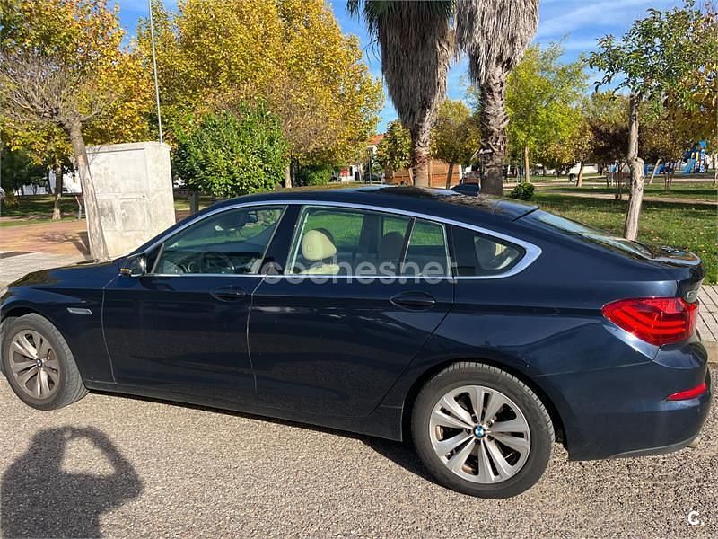 Azul Usado 2013 BMW 520 Gran Turismo Berlina | 12.500 € (Precio justo) - Imagen 1/4