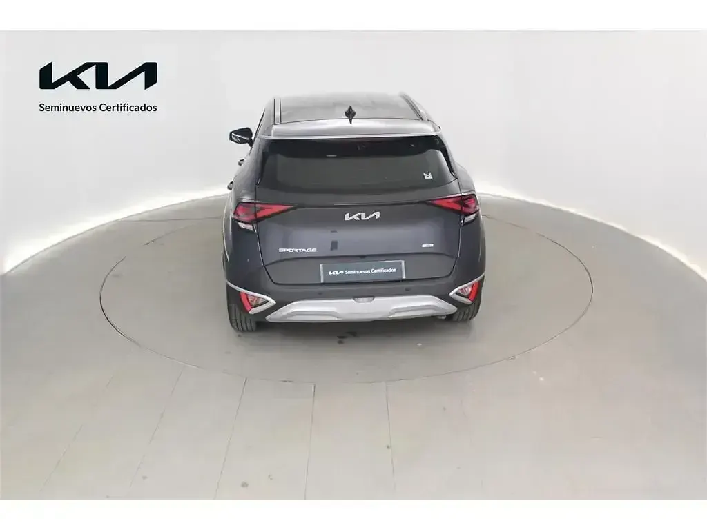 Usado Kia Sportage 215 CV (158 kW) 2025 Gris SUV