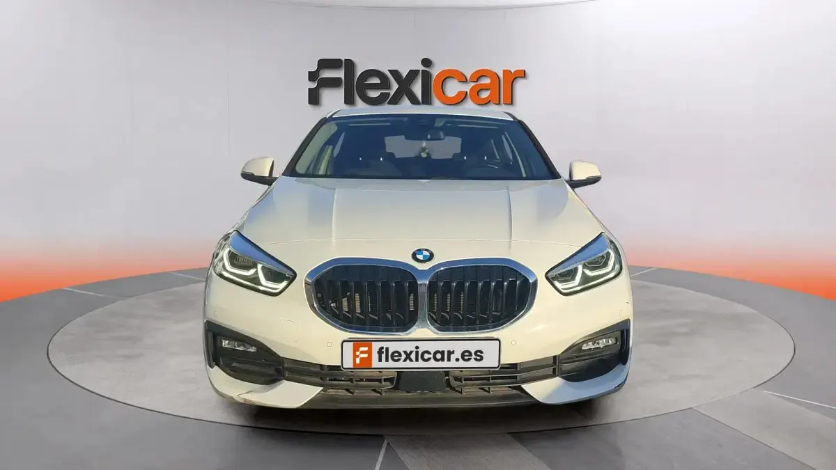 Usado BMW 118 136 CV (100 kW) 2022 Blanco Utilitario