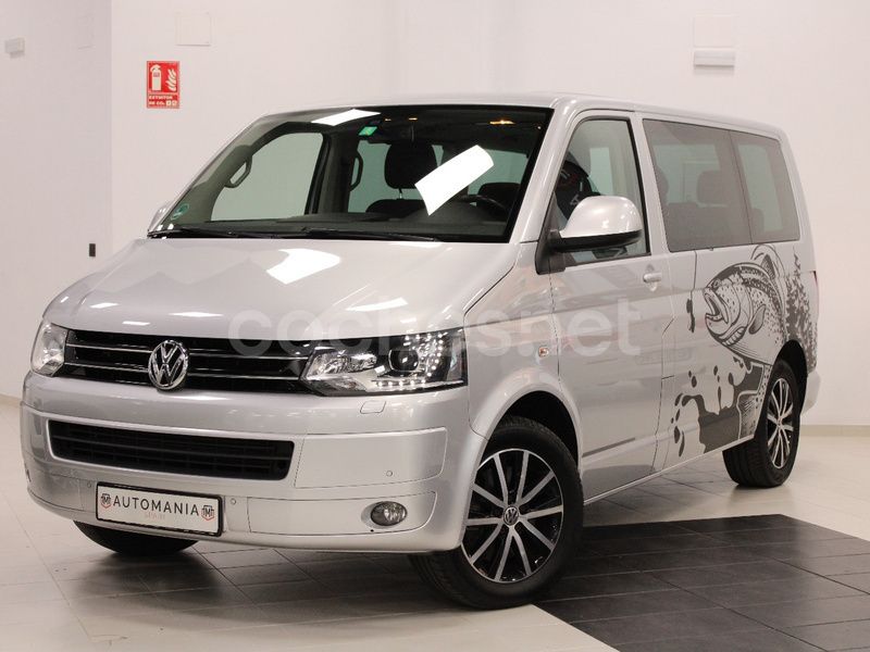 Gris / plata Usado 2015 VW Multivan Comfortline Monovolumen | 24.900 € (Buen precio) - Imagen 1/4
