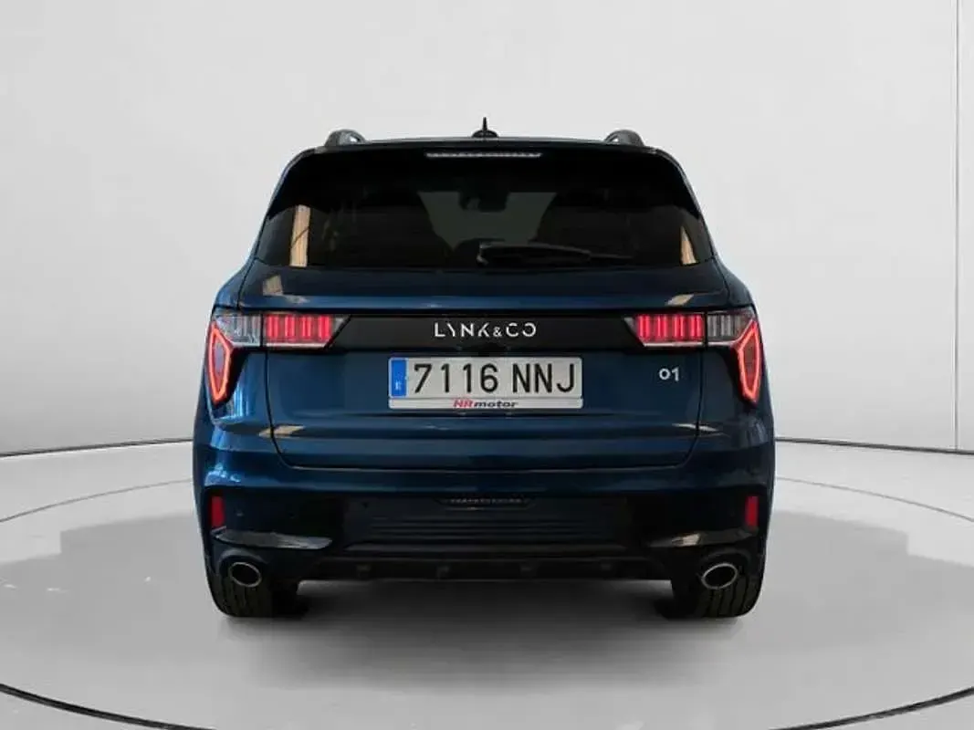 Usado Lynk & Co 01 261 CV (191 kW) 2022 Blanco SUV