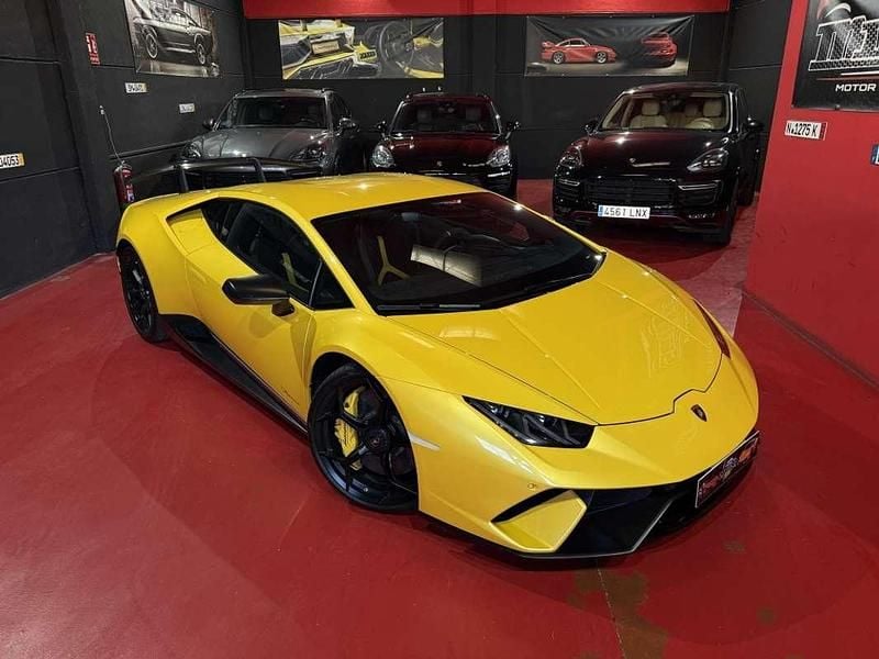 Usado Lamborghini Huracán 639 CV (469 kW) 2019 Amarillo Coupe
