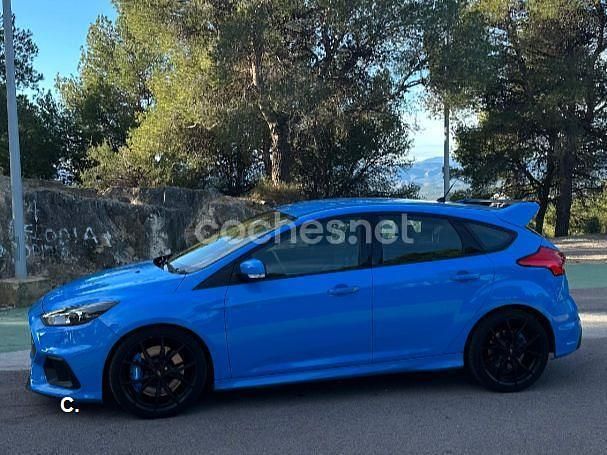 Usado Ford Focus RS 350 CV (257 kW) 2017 Azul Berlina