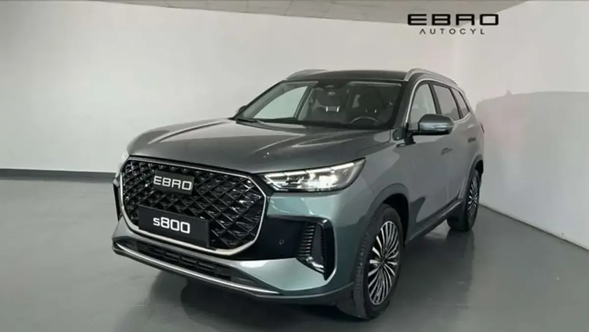 Usado Ebro s800 147 CV (108 kW) 2025 Gris SUV