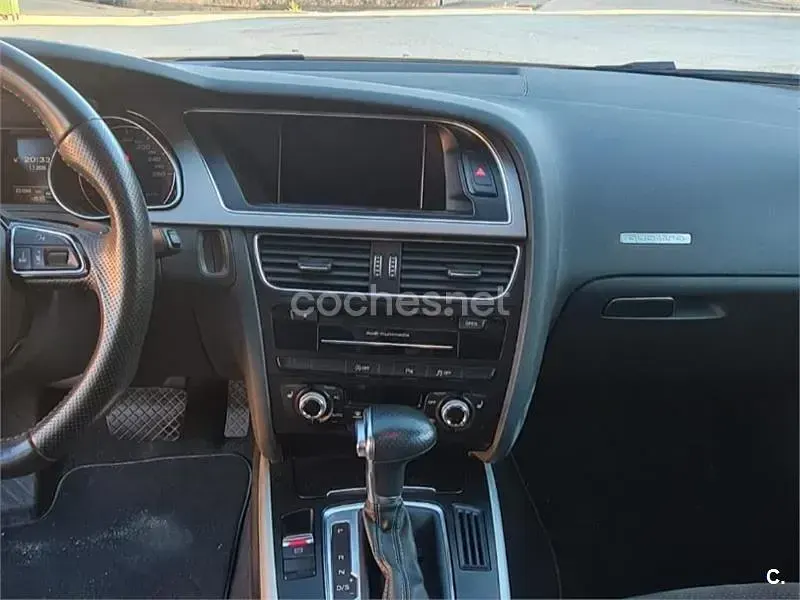 Usado Audi A5 Sportback S-Line 245 CV (180 kW) 2012 Gris / plata Utilitario