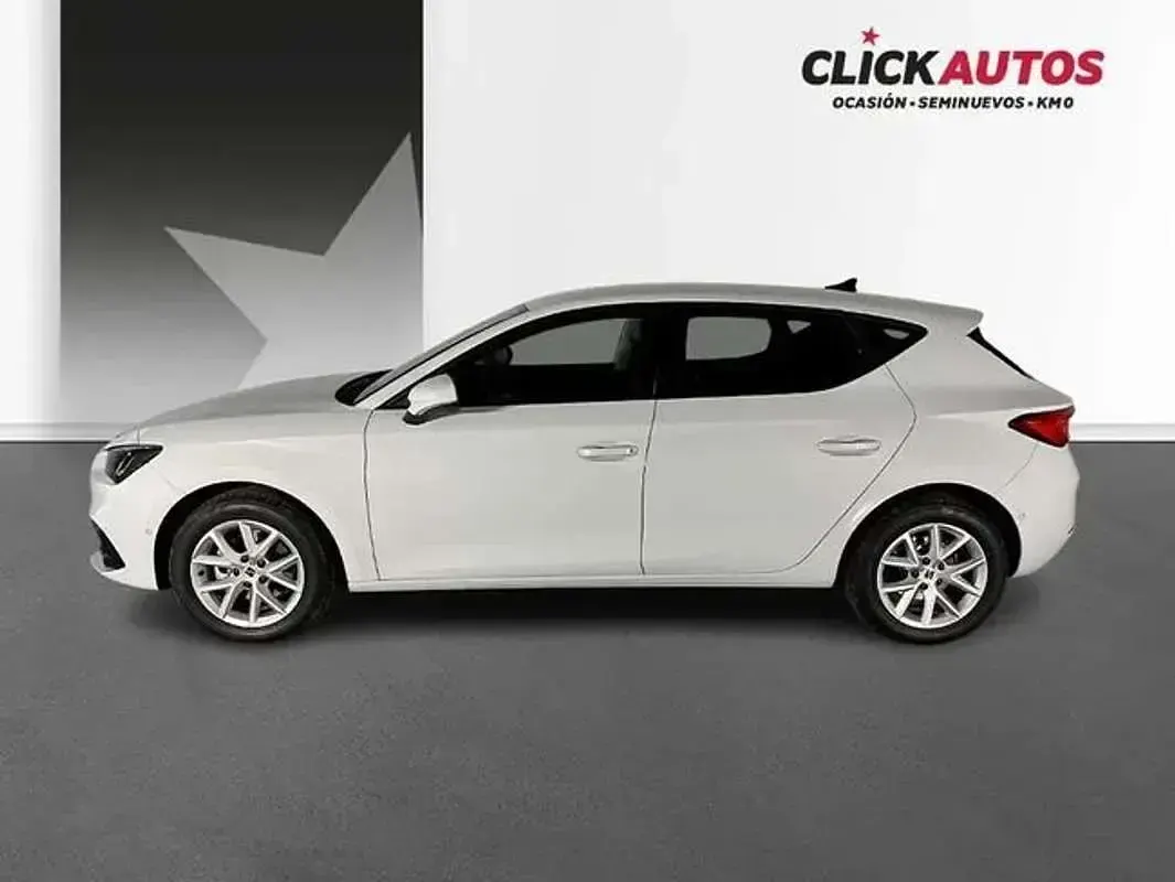 Usado Seat Leon Style 116 CV (85 kW) 2024 Blanco Utilitario
