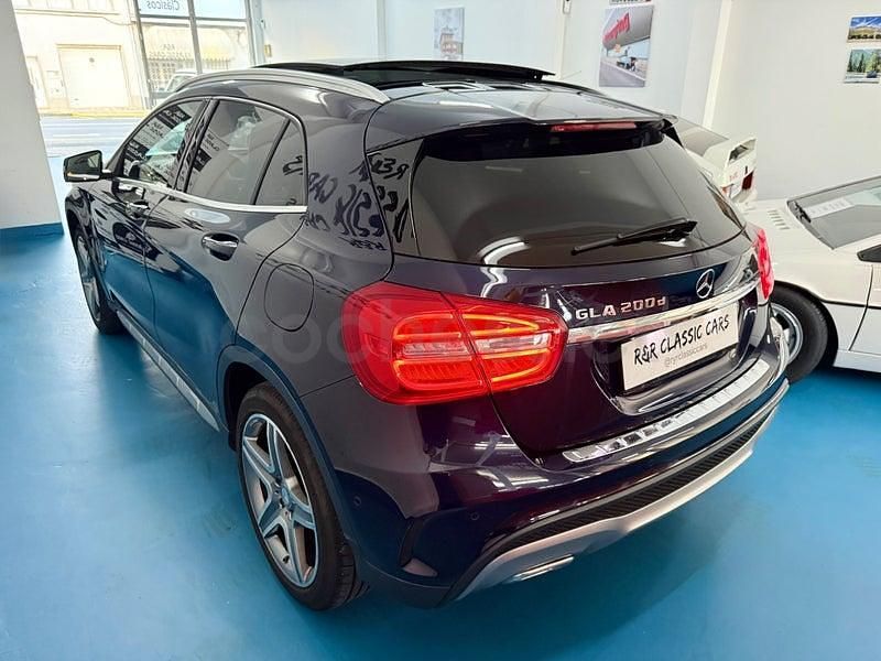 Usado Mercedes GLA200 AMG line 136 CV (100 kW) 2016 Azul SUV