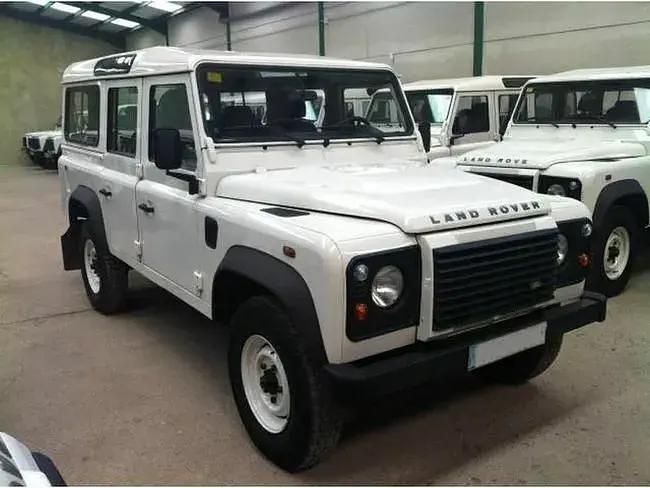 Usado Land Rover Defender SE 122 HP (89 kW) 2016 Branco SUV