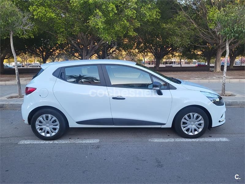 Blanco Usado 2019 Renault Clio IV Business Berlina | 8900 € (Precio justo) - Imagen 1/4
