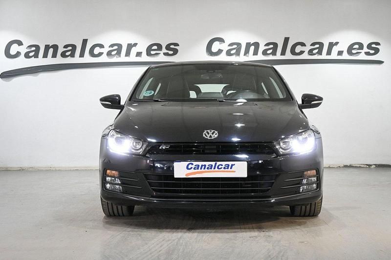 Usado VW Scirocco 180 CV (132 kW) 2015 Negro Coupe