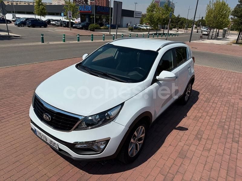 Blanco Usado 2015 Kia Sportage SUV | 8700 € (Super precio) - Imagen 1/4