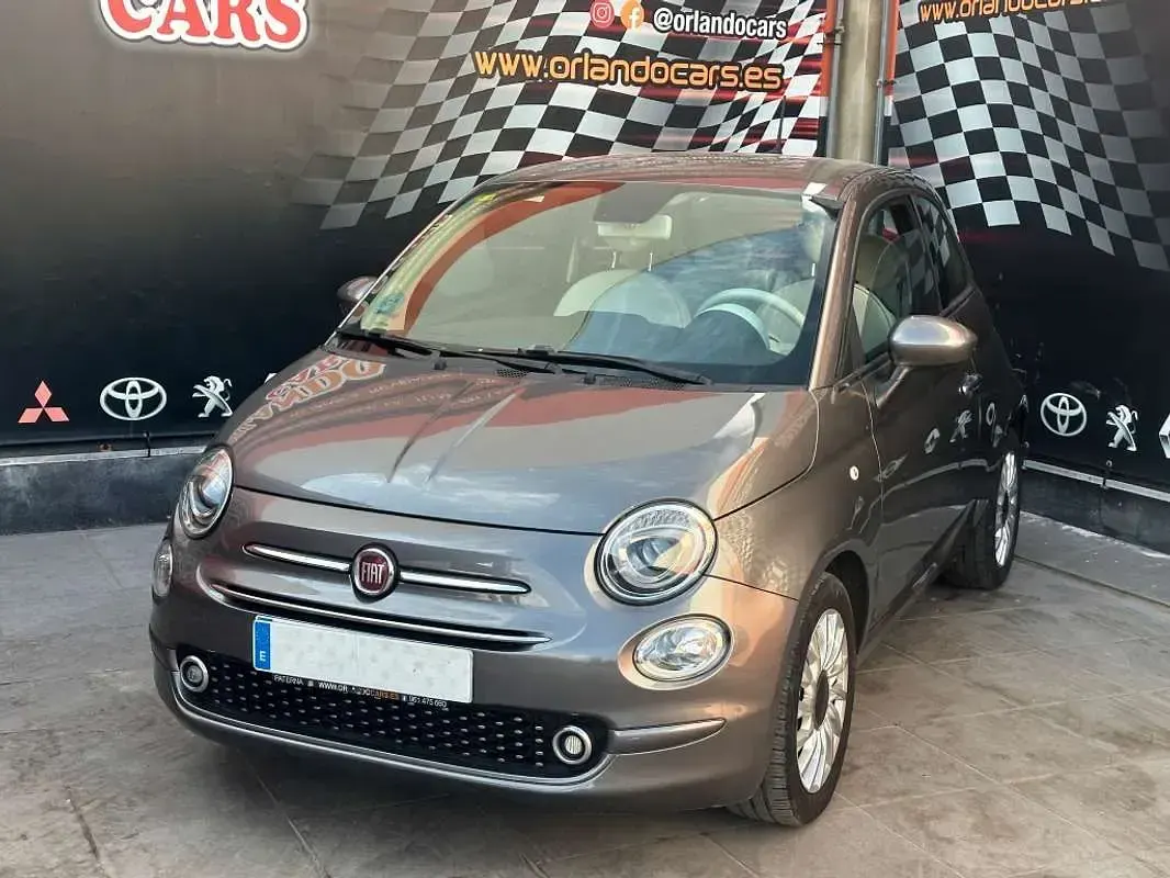 Usado Fiat 500 Lounge 69 CV (50 kW) 2020 Gris Utilitario