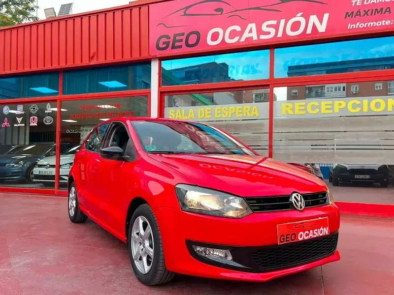Usado VW Polo Advance 90 CV (66 kW) 2012 Rojo Utilitario