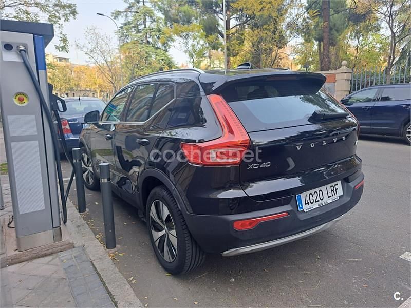Usado Volvo XC40 Inscription 211 CV (155 kW) 2021 Negro SUV